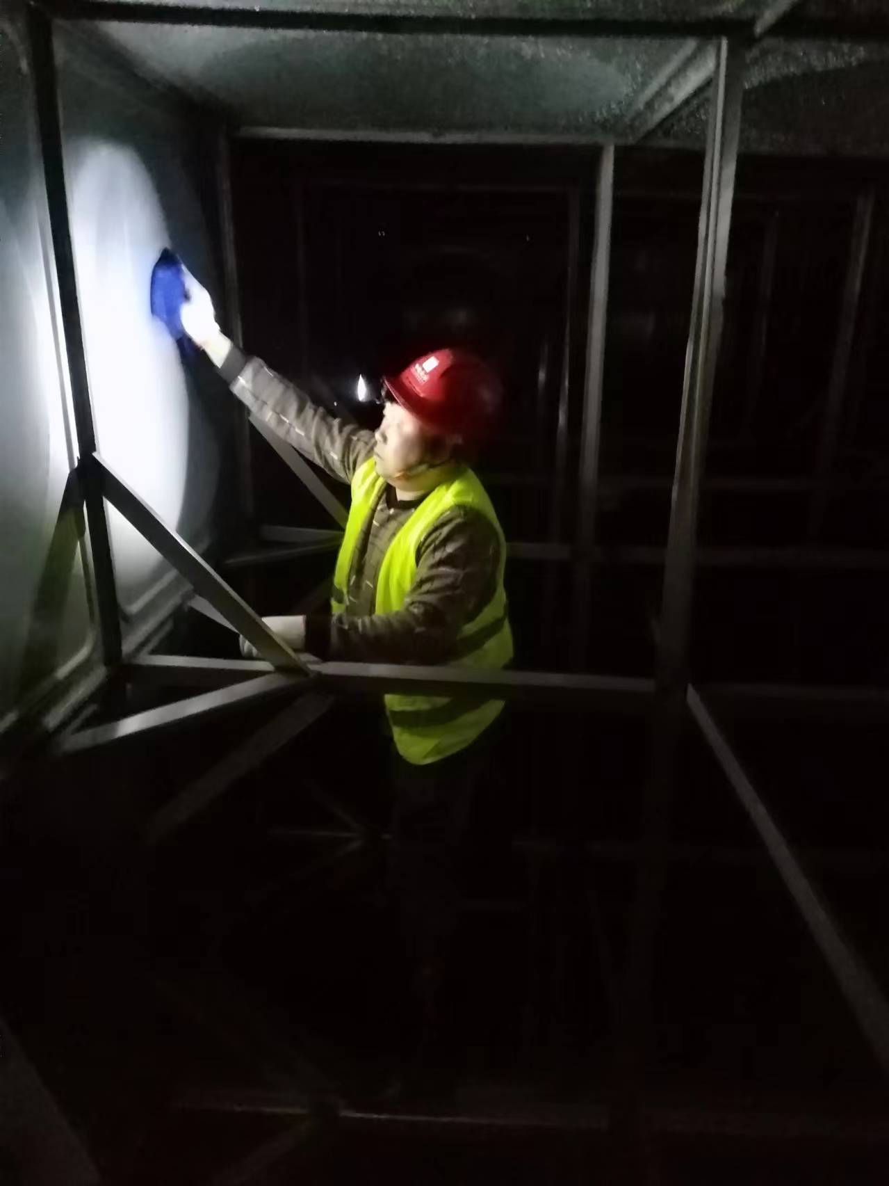 浦东外高桥水箱清洗公司(图1)