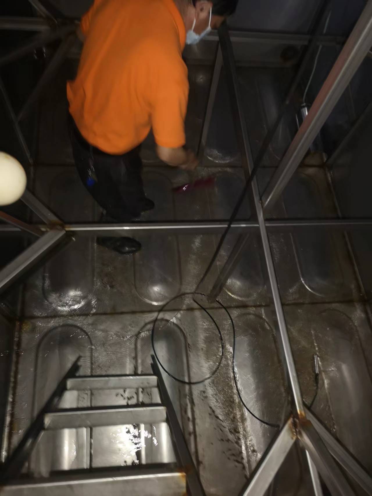 奉贤庄行清洗水箱公司(图1)