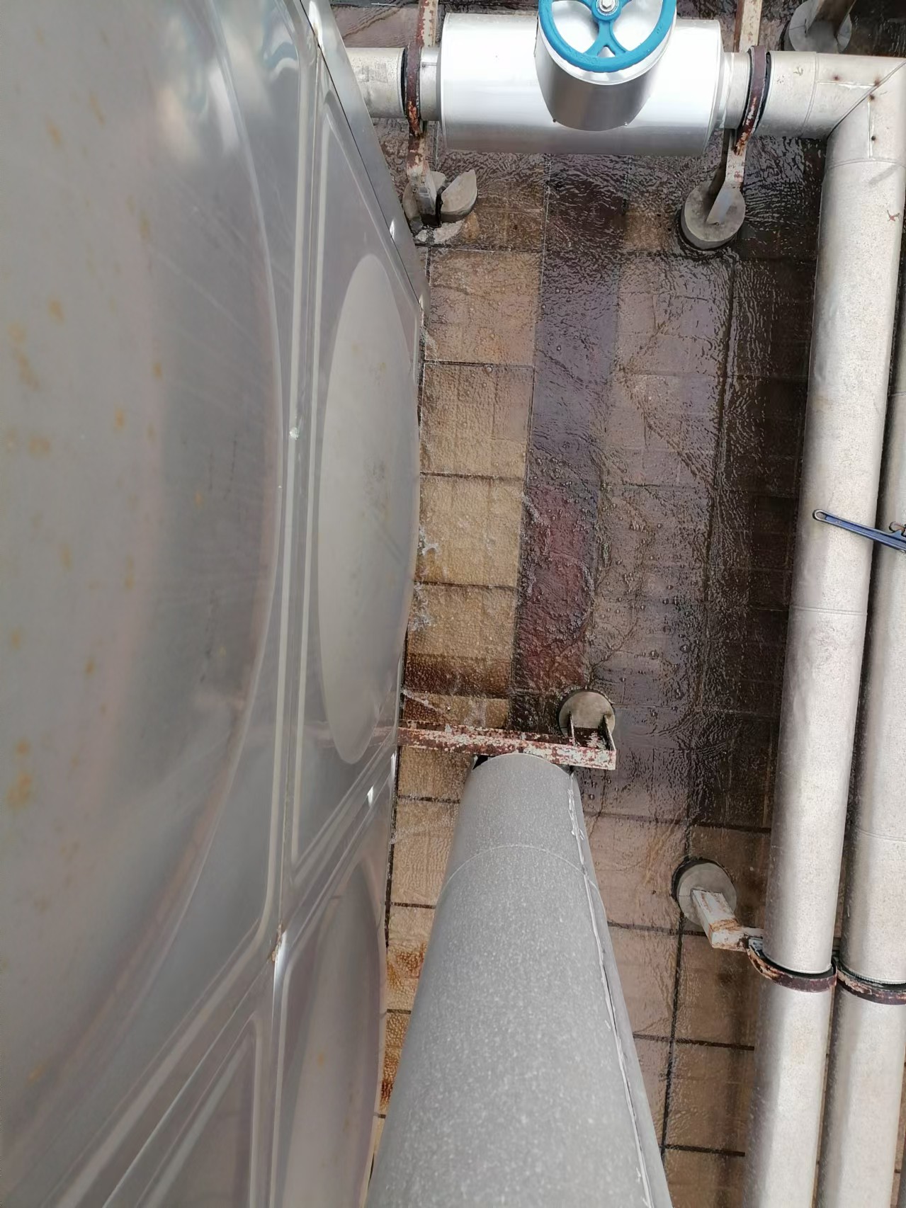 浦东川沙水箱清洗公司(图1)