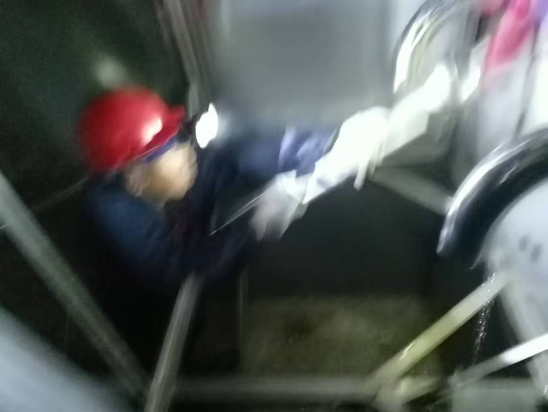 江西红谷滩清洗水箱公司(图1)