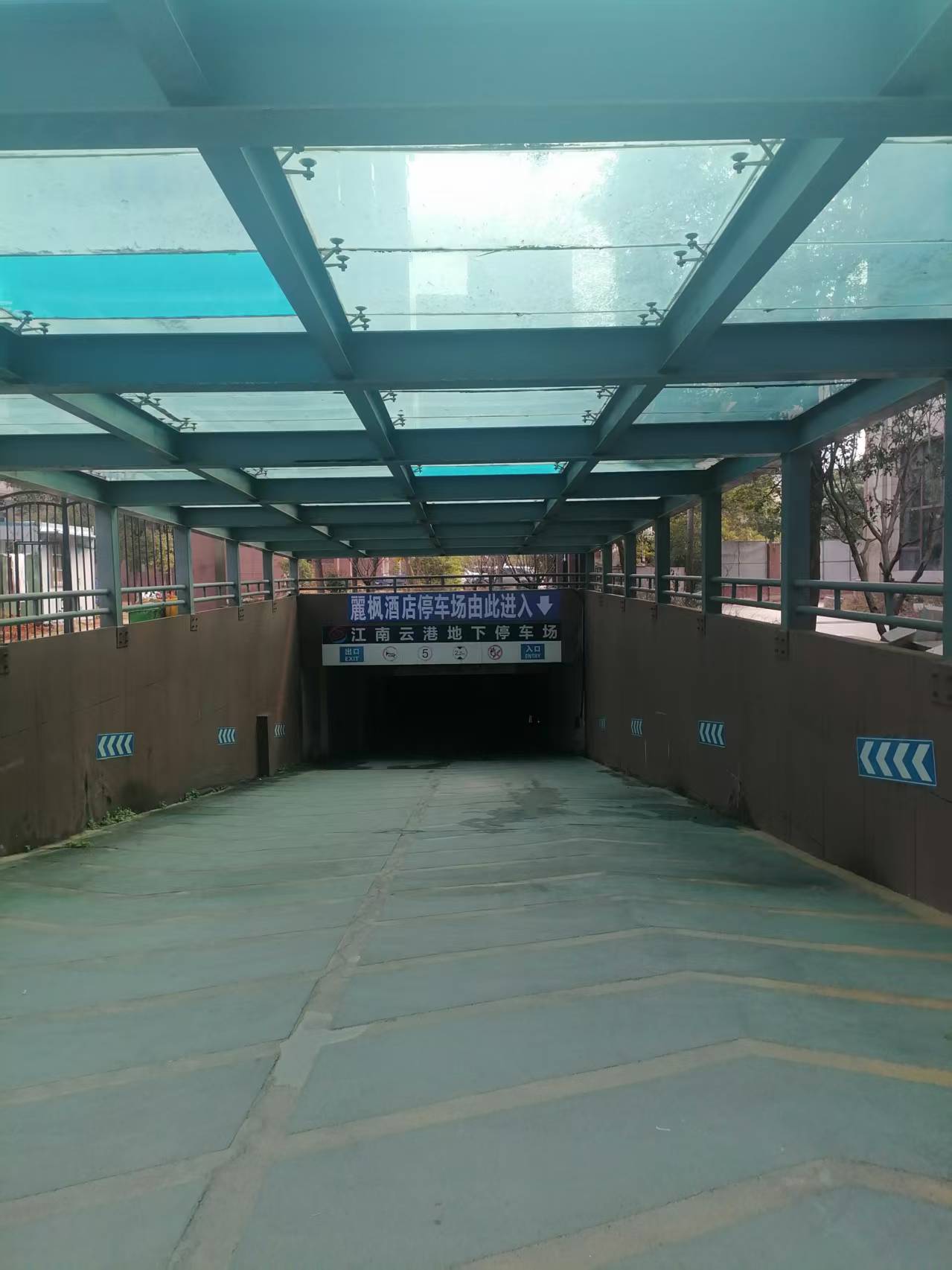 南昌酒店水箱清洗 酒店热水箱清洗(图3)