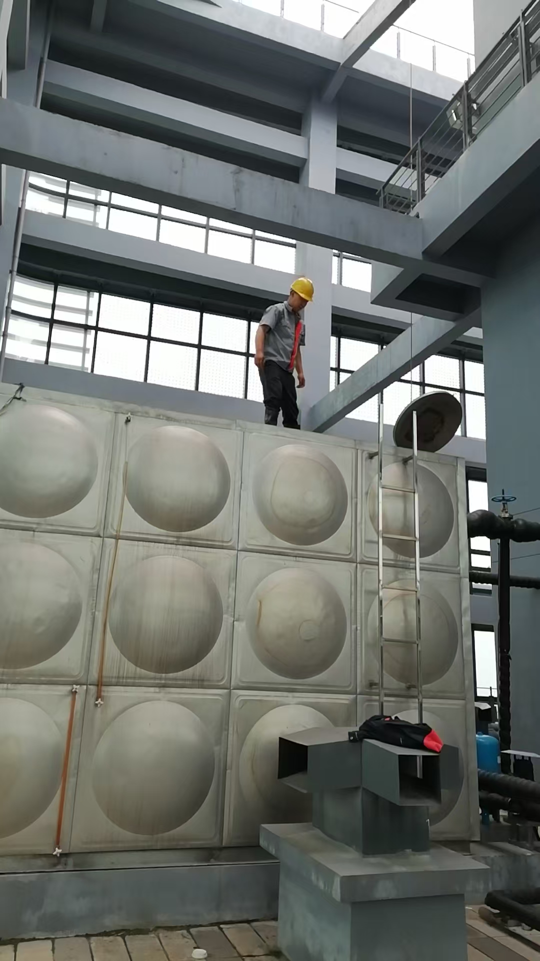 南昌东湖清洗水箱公司(图1)