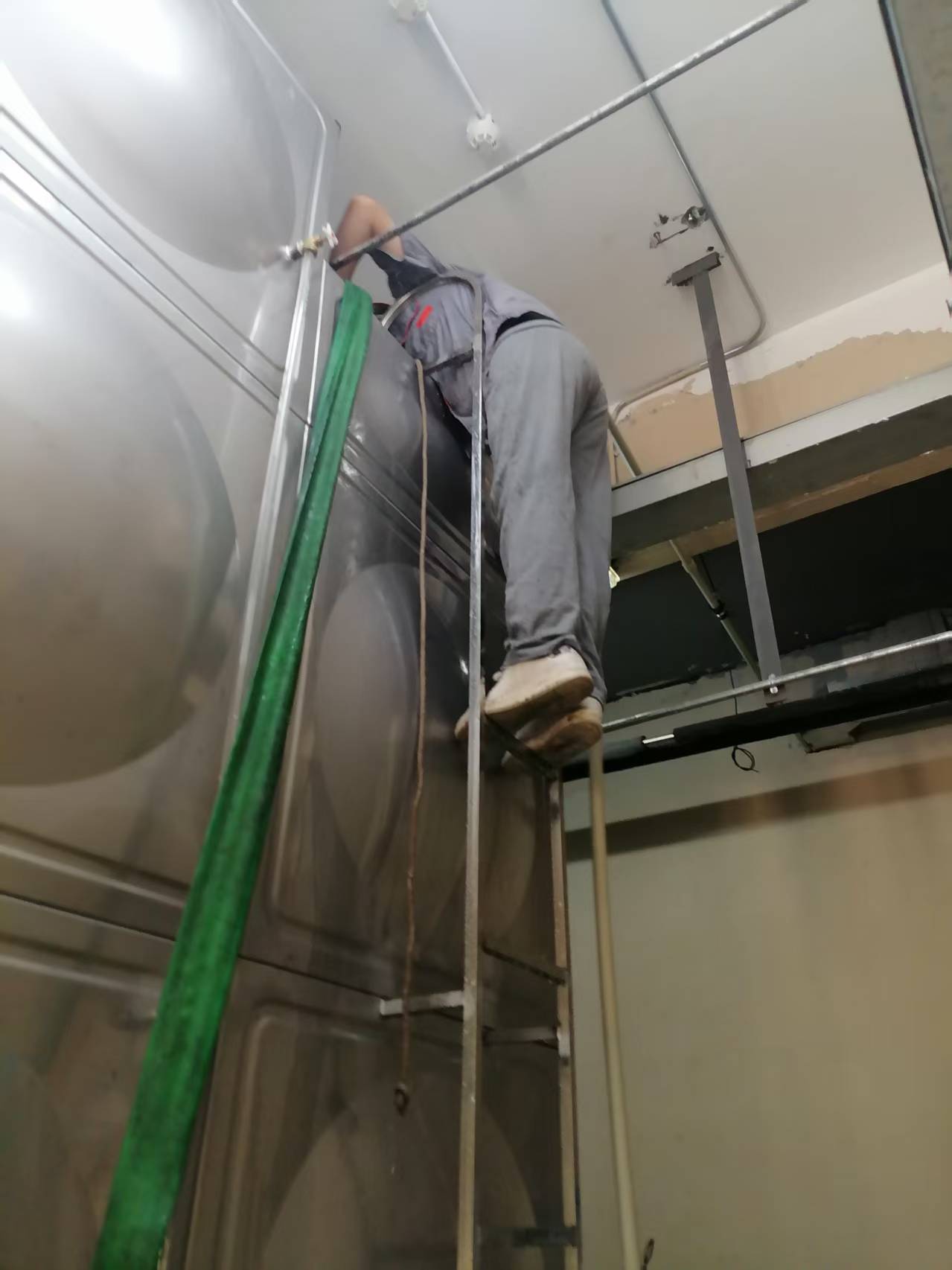 江西南昌清洗水箱公司 南昌洗水箱公司(图4)